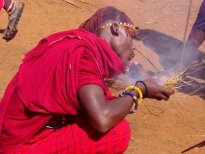 Masaj rozdělává oheň