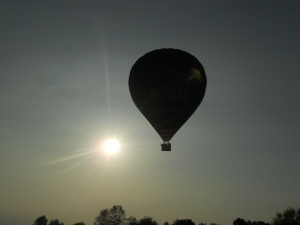 Horkovzdušný balon a slunce