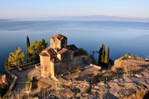 brzké ráno u Ohridského jezera - kostel sv.Johana