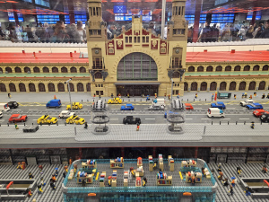Hlavní nádraží z kostiček LEGO